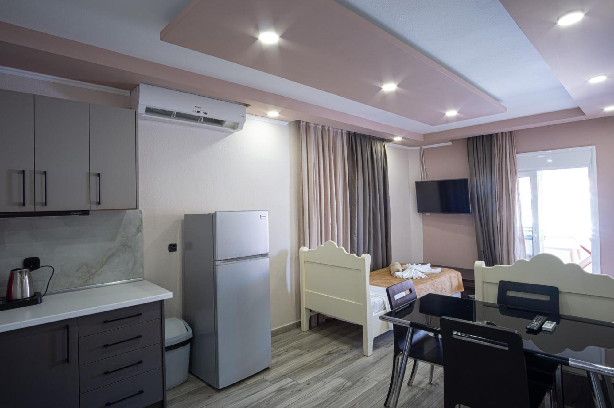 Hotel Dionysos Polichrono 폴리크로노 외부 사진